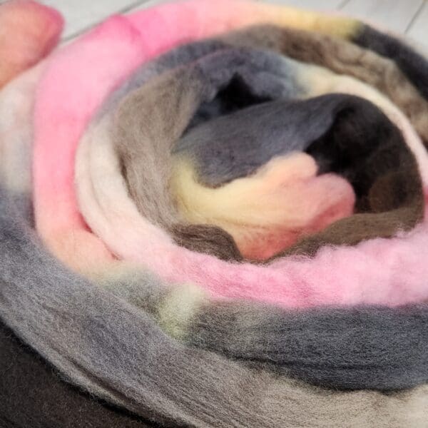 Darkness to Dior ~ 100g Hand-Dyed Luxury Combed Top Fiber - Image 3