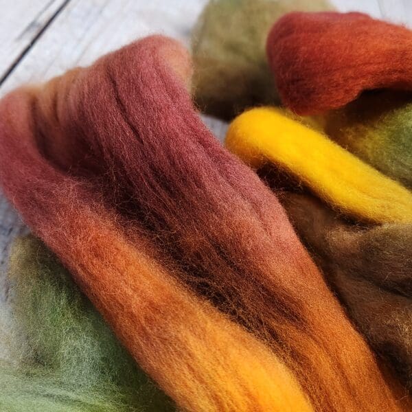 Aladin's Market ~ 100g Hand-Dyed Luxury Combed Top Fiber - Image 3